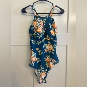 Cupshe one piece bathing suit